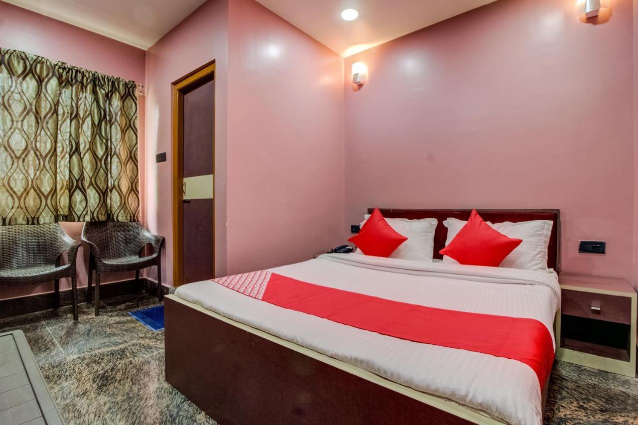 Oyo 16871 Anant Home Stay Shillong Buitenkant foto