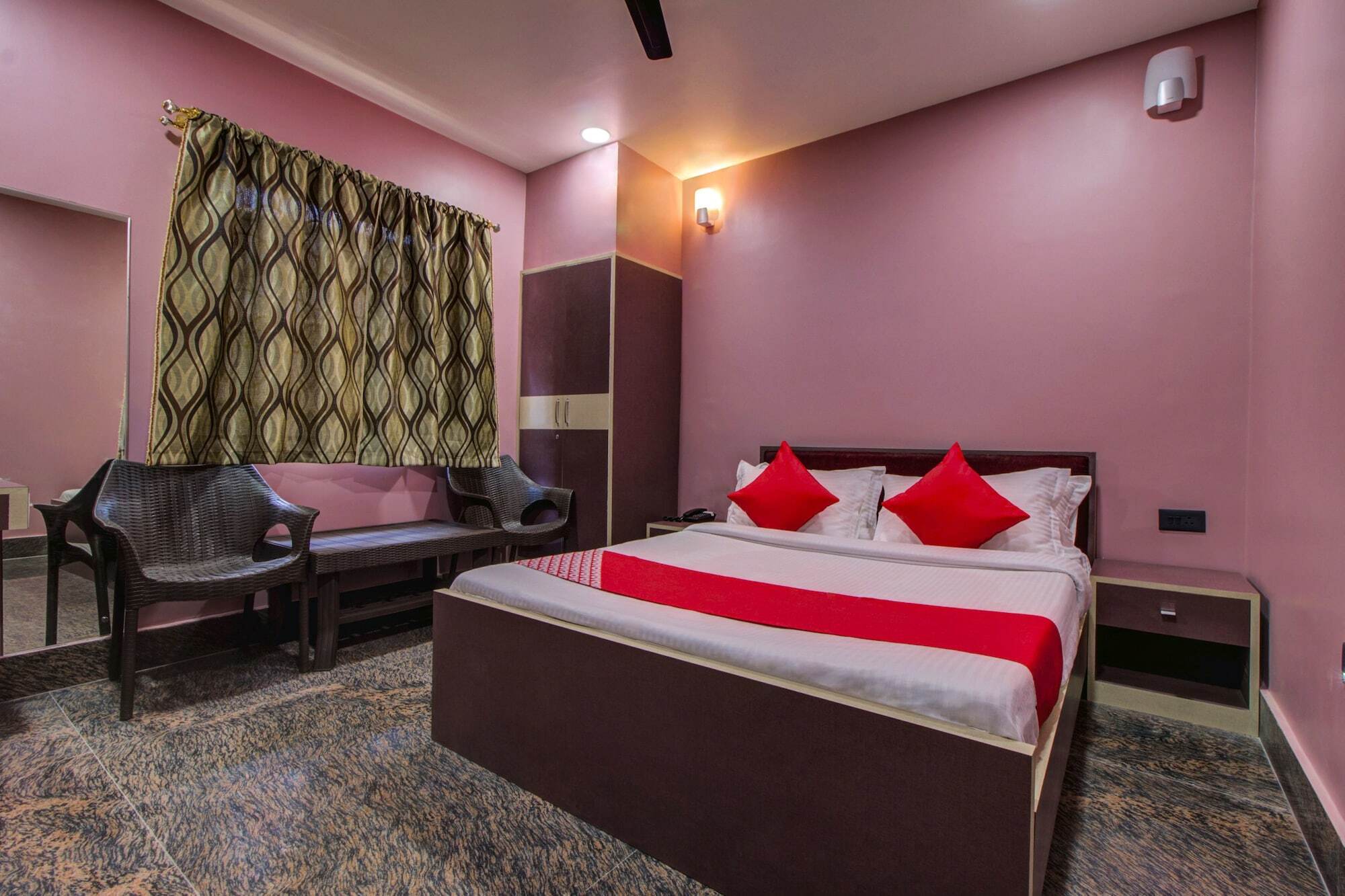 Oyo 16871 Anant Home Stay Shillong Buitenkant foto