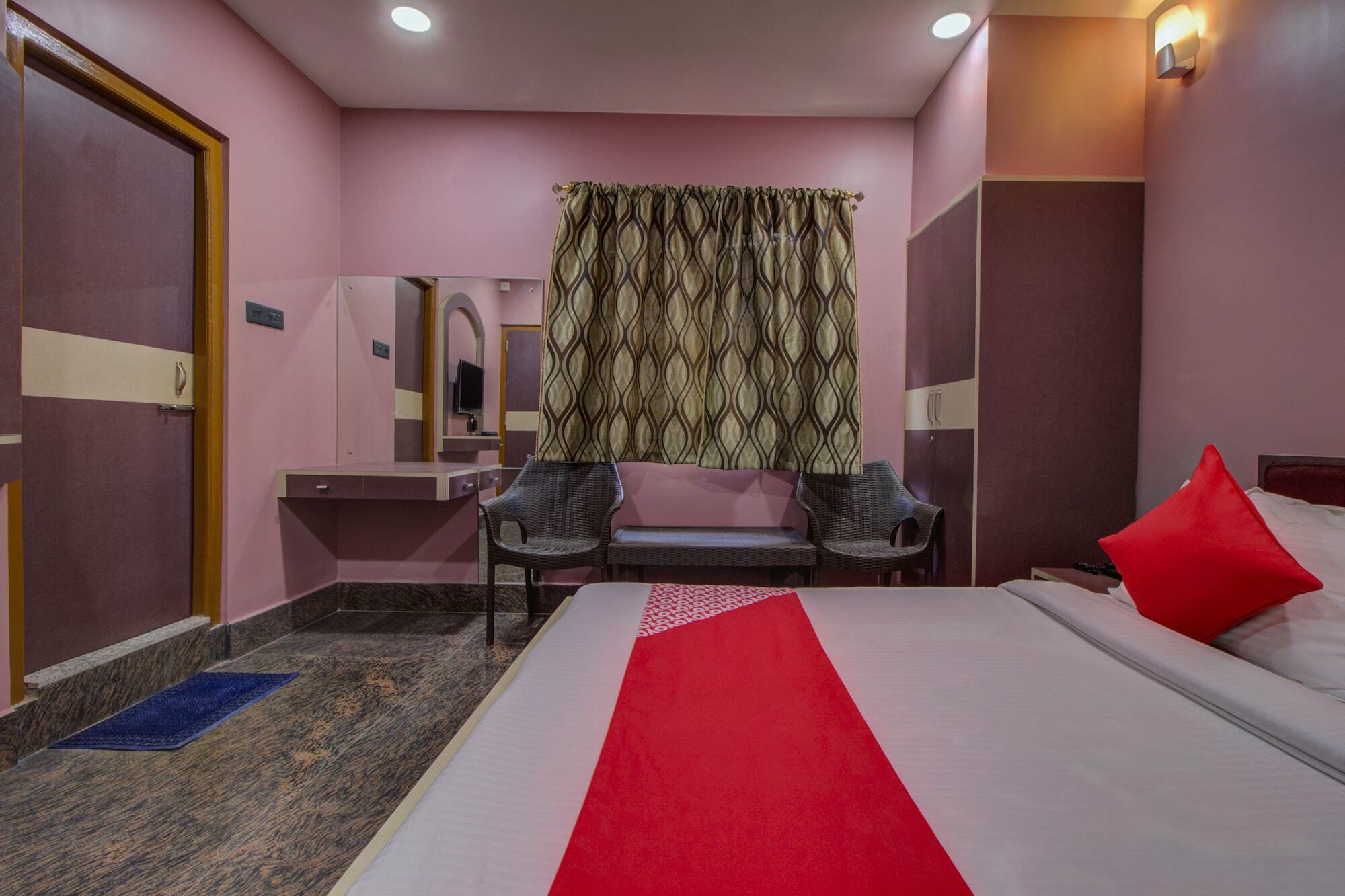 Oyo 16871 Anant Home Stay Shillong Buitenkant foto
